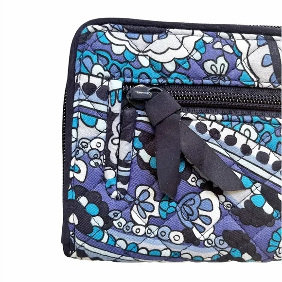 Vera Bradley Iconic RFID Turnlock Wallet in Deep Night Paisley - Picture 4 of 9